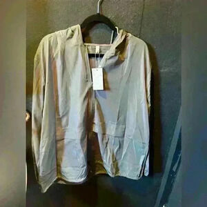 Men’s Etosell Zip Up Grey Windbreaker Extra Large NWT